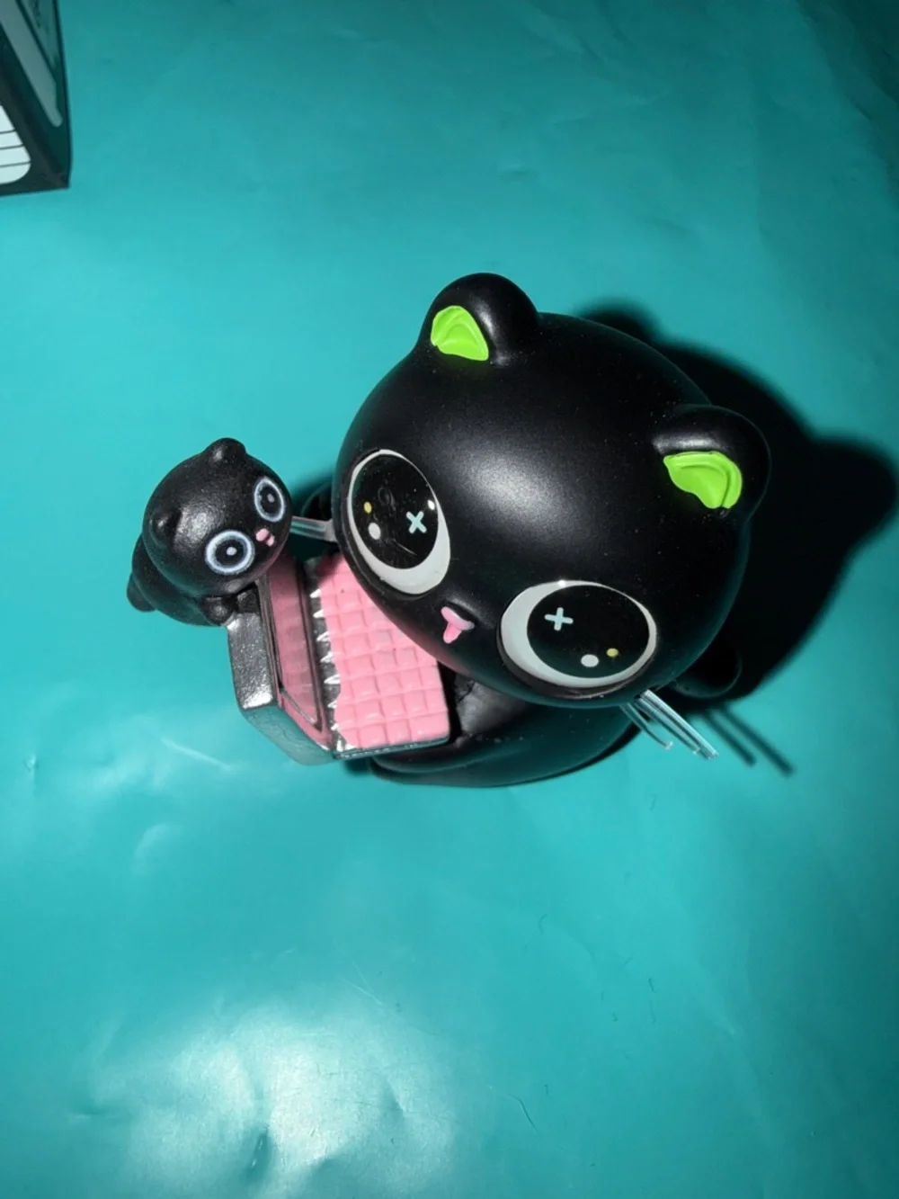 Little Black’s Daily Work Routine CONFIRMED - Picture 2 of 10